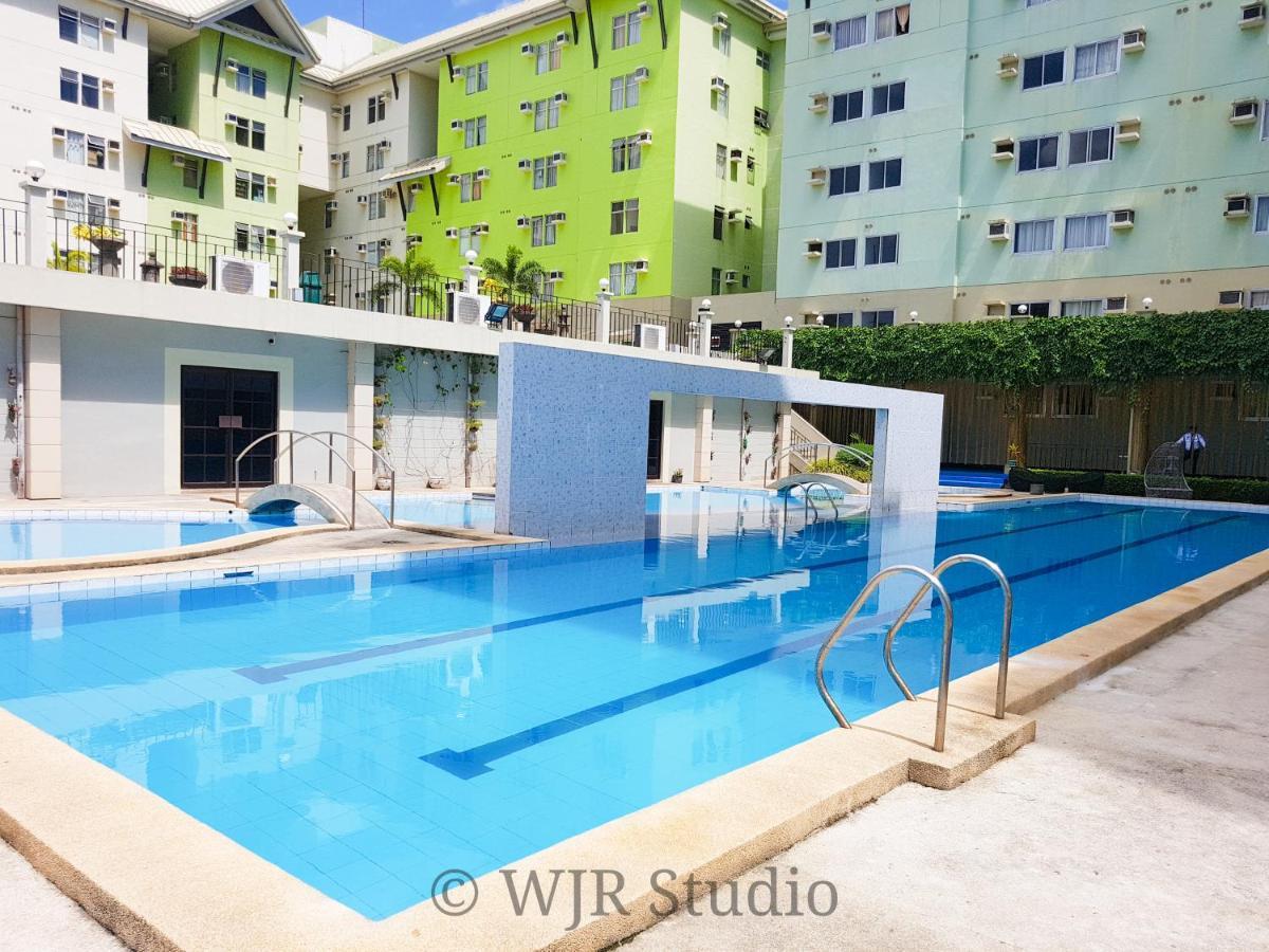 Queen Bed Suite- Japanese Style Muntinlupa City ภายนอก รูปภาพ